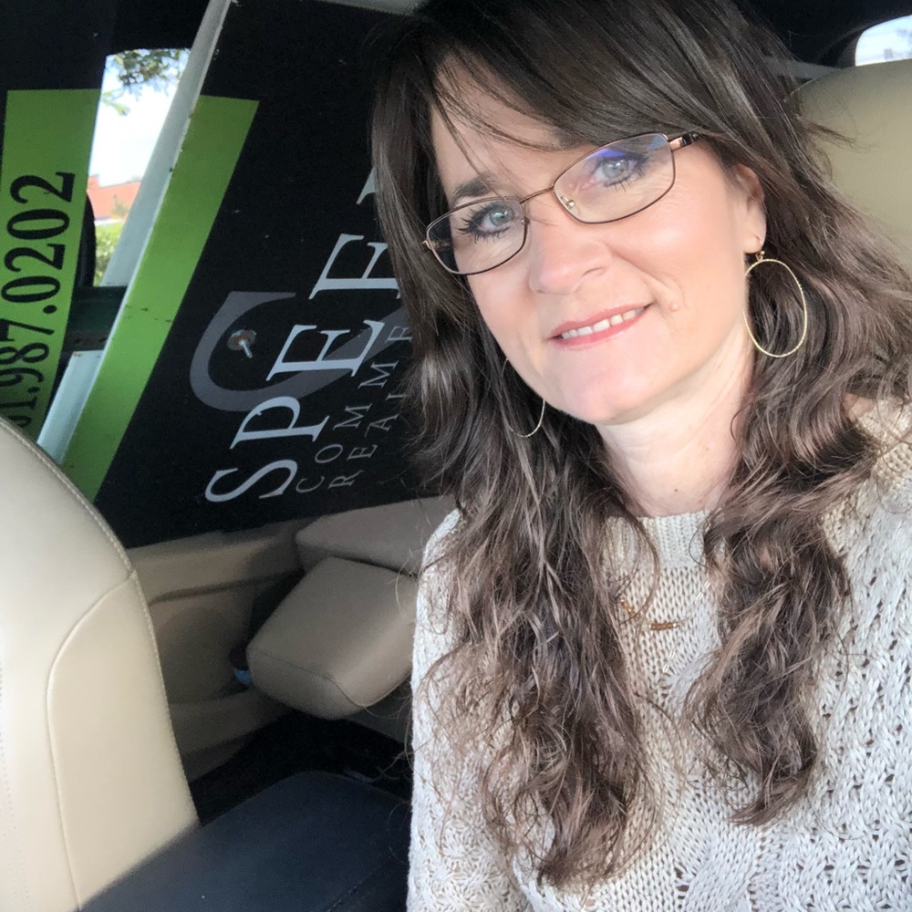 Meet your Posher, Heather